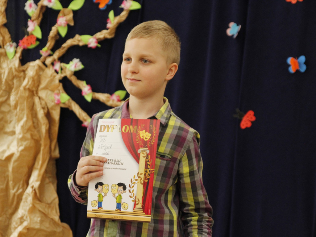 Wyjątkowe wiosenne recytacje klas integracyjnych