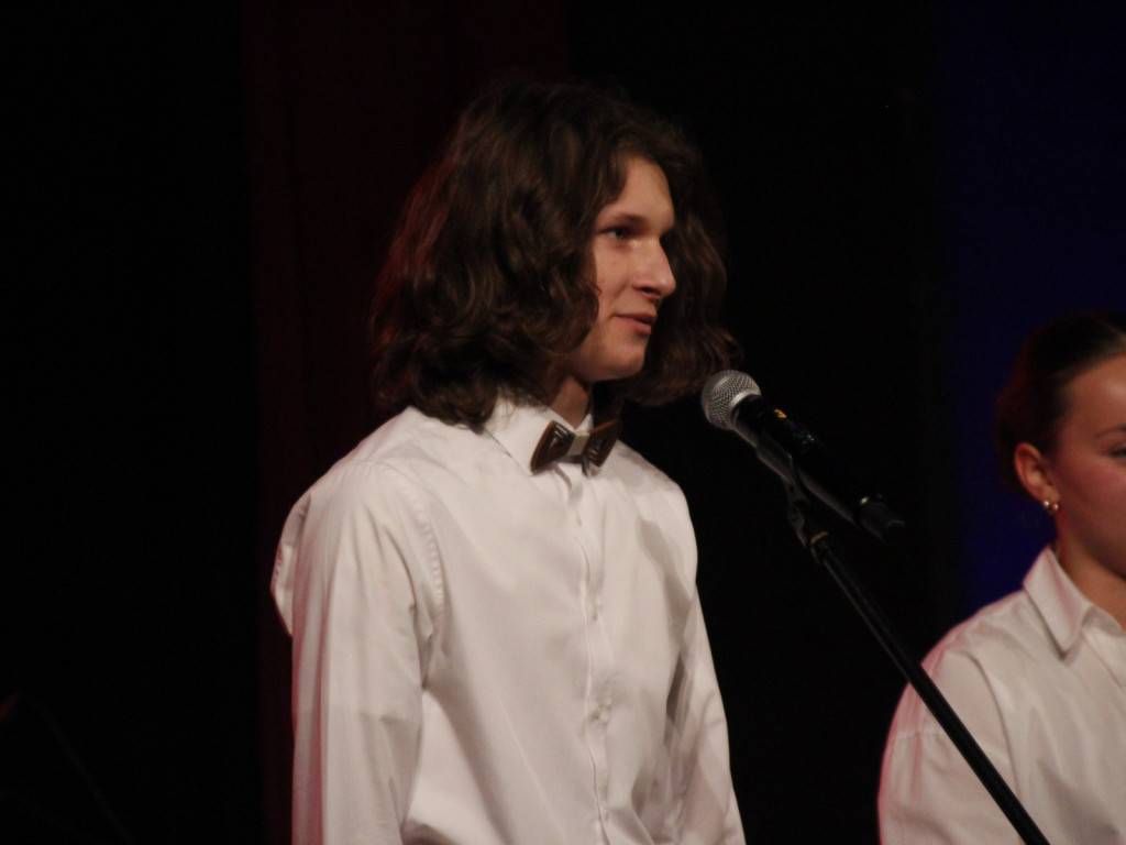 Kolejny rocznik maturzystów pożegnał mury Czerwoniaka