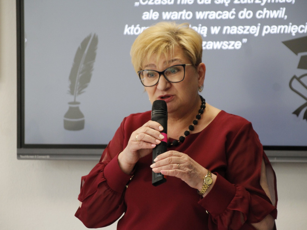 Ostatni dzwonek dla maturzystów z Włókiennika