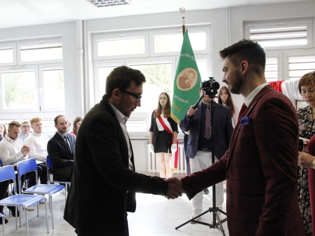 Ostatni dzwonek dla maturzystów z Włókiennika