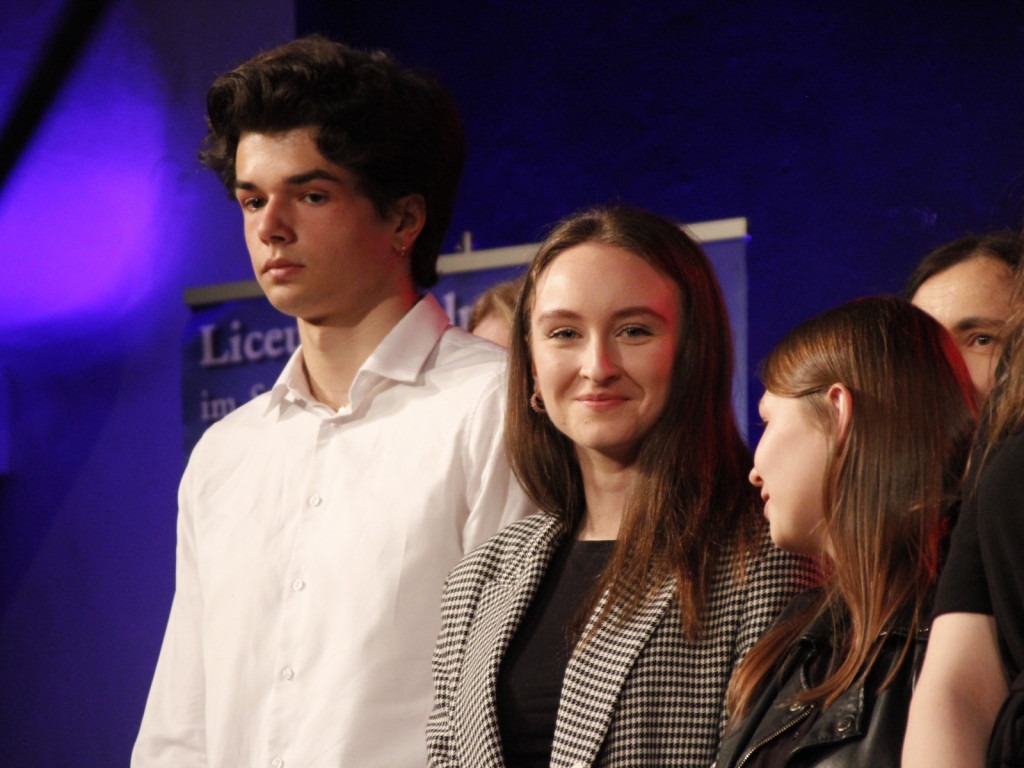 Kolejny rocznik maturzystów pożegnał mury Czerwoniaka