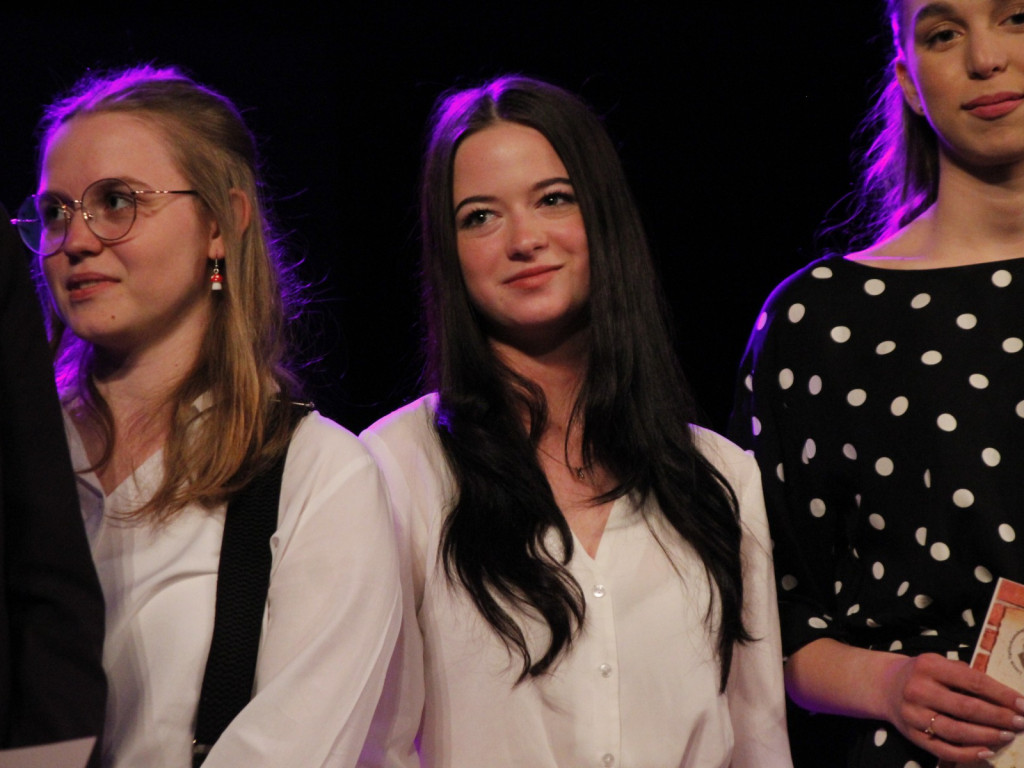 Kolejny rocznik maturzystów pożegnał mury Czerwoniaka