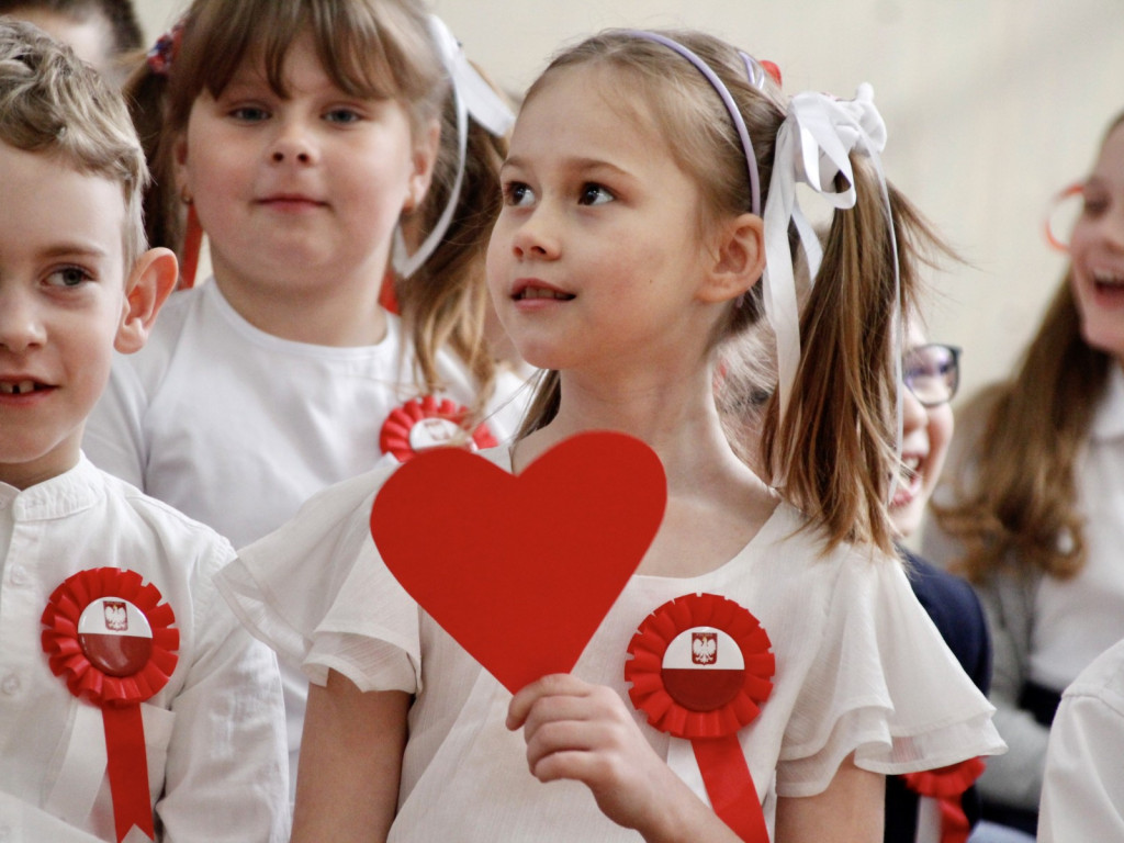 Święto Konstytucji 3 Maja w Szóstce