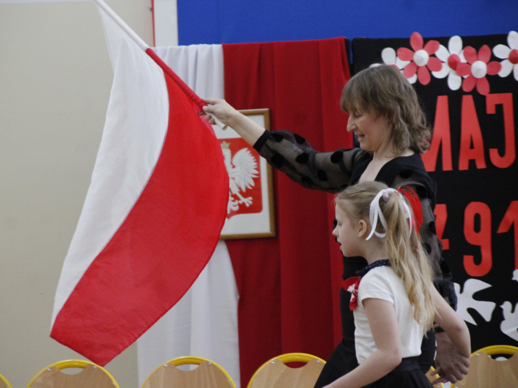 Święto Konstytucji 3 Maja w Szóstce