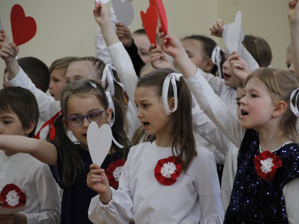 Święto Konstytucji 3 Maja w Szóstce