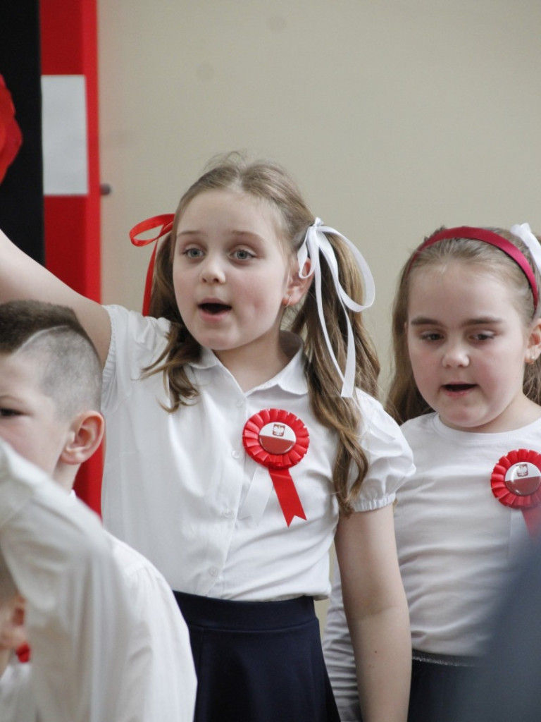 Święto Konstytucji 3 Maja w Szóstce