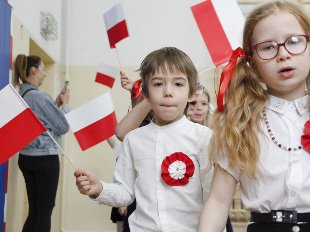 Święto Konstytucji 3 Maja w Szóstce