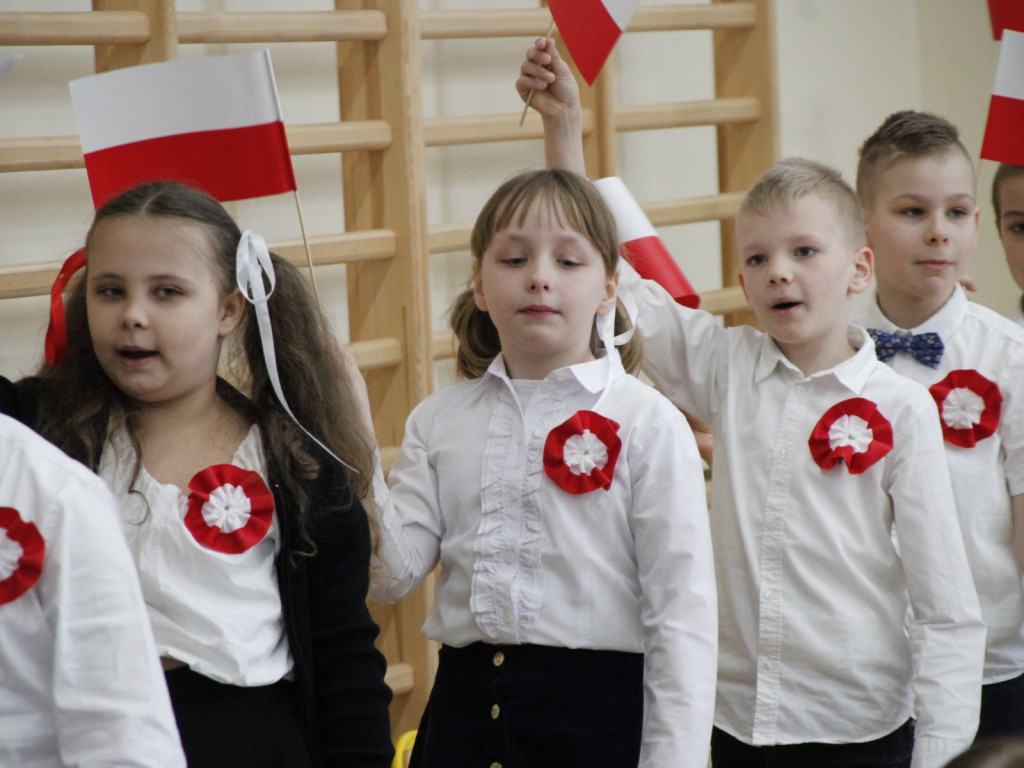 Święto Konstytucji 3 Maja w Szóstce