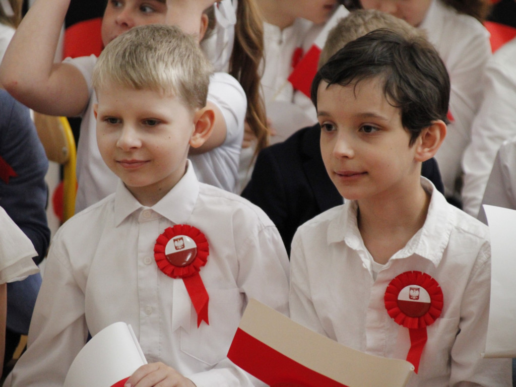 Święto Konstytucji 3 Maja w Szóstce