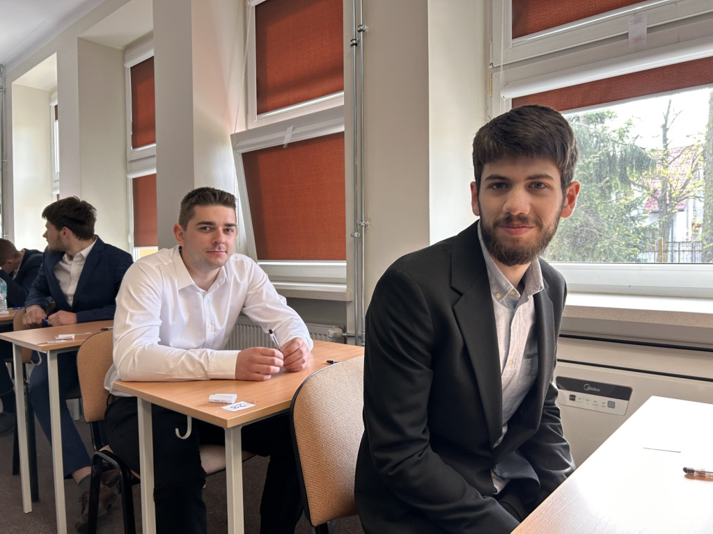 Maturzyści z Elektryka zdają egzamin dojrzałości