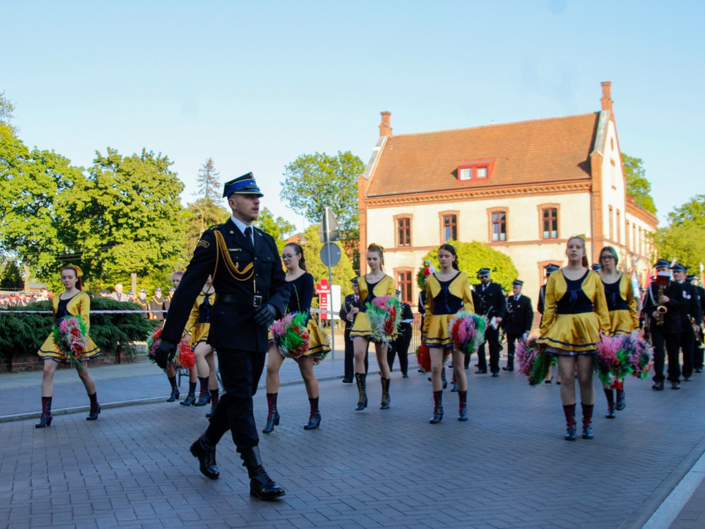 Strażakom podziękowano za służbę i poświęcenie