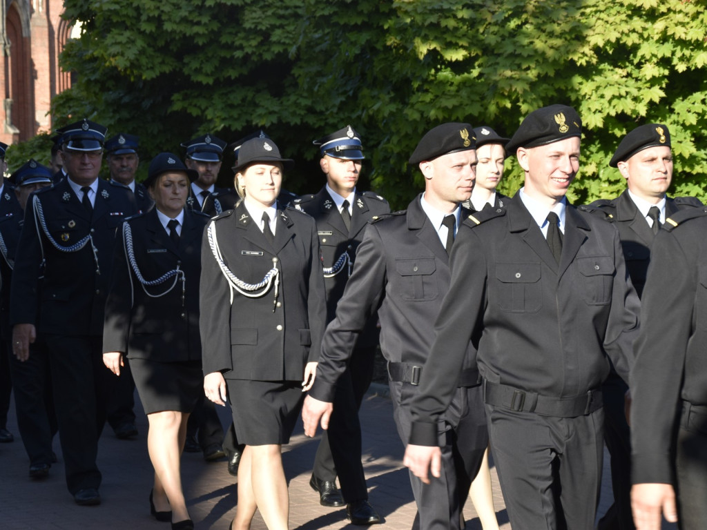 Strażakom podziękowano za służbę i poświęcenie