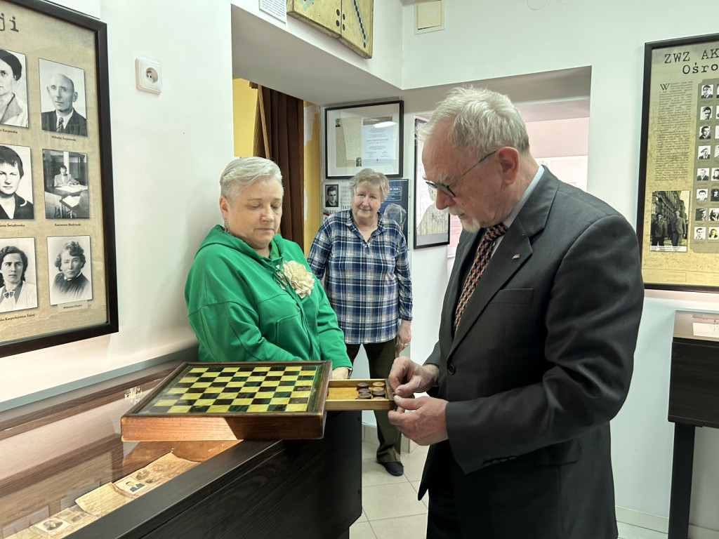 Nowe zbiory w Izbie Pamięci Ośrodka AK Żaba