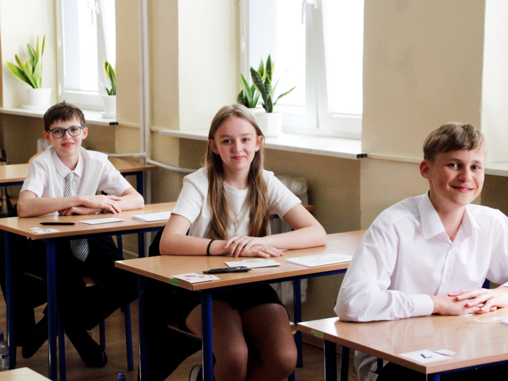 Rozpoczęły się egzaminy ósmoklasistów