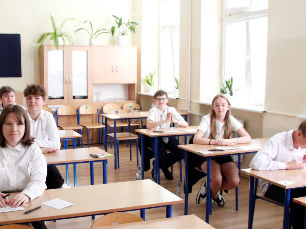 Rozpoczęły się egzaminy ósmoklasistów
