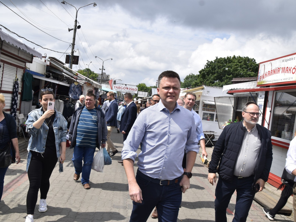 Przyjechali do Żyrardowa - na zakupy i... po głosy