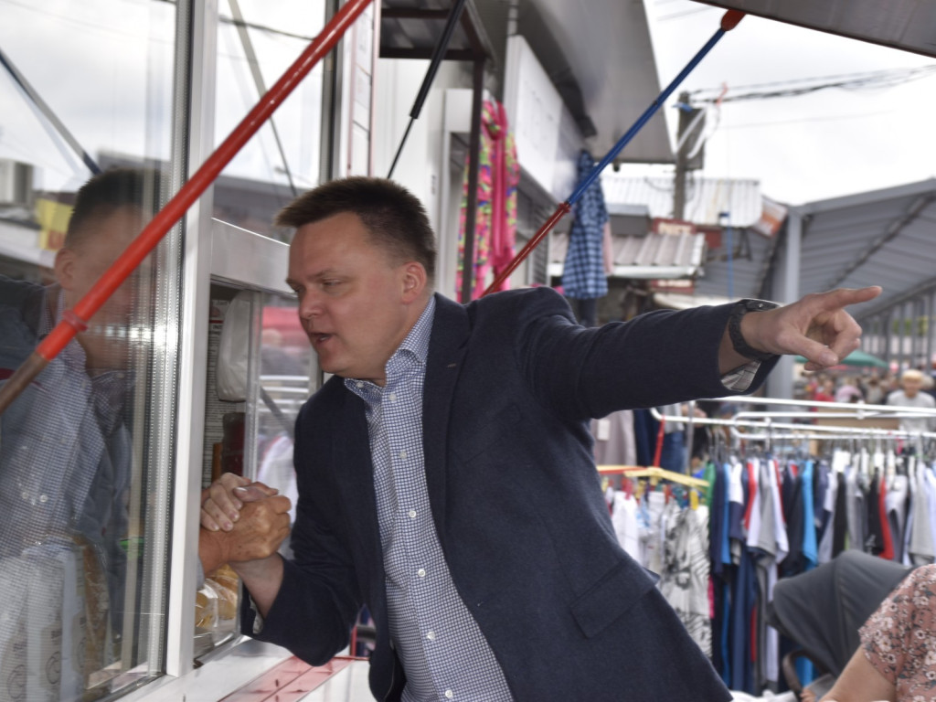 Przyjechali do Żyrardowa - na zakupy i... po głosy