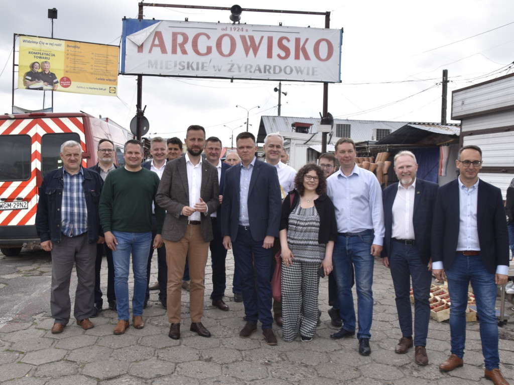 Przyjechali do Żyrardowa - na zakupy i... po głosy