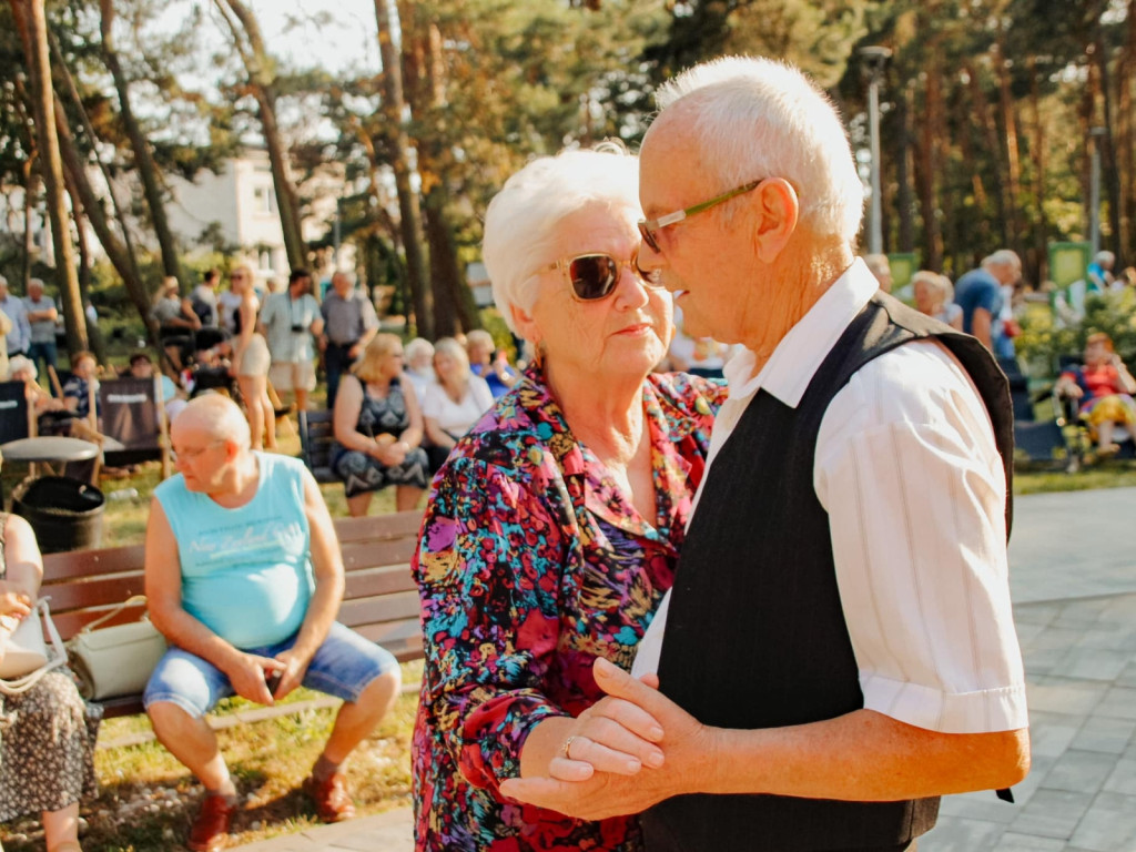Miejska Zabawa w Parku Seniora