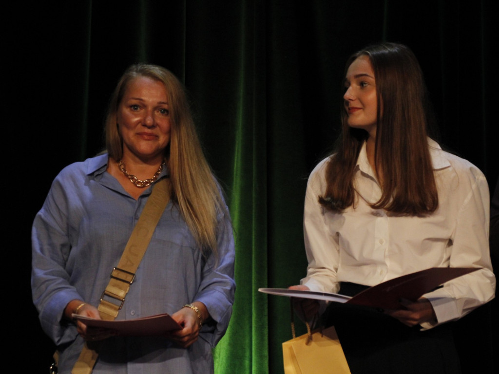 63 wspaniałych prymusów z żyrardowskich szkół