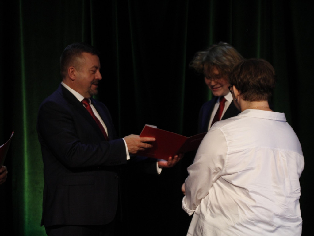 63 wspaniałych prymusów z żyrardowskich szkół