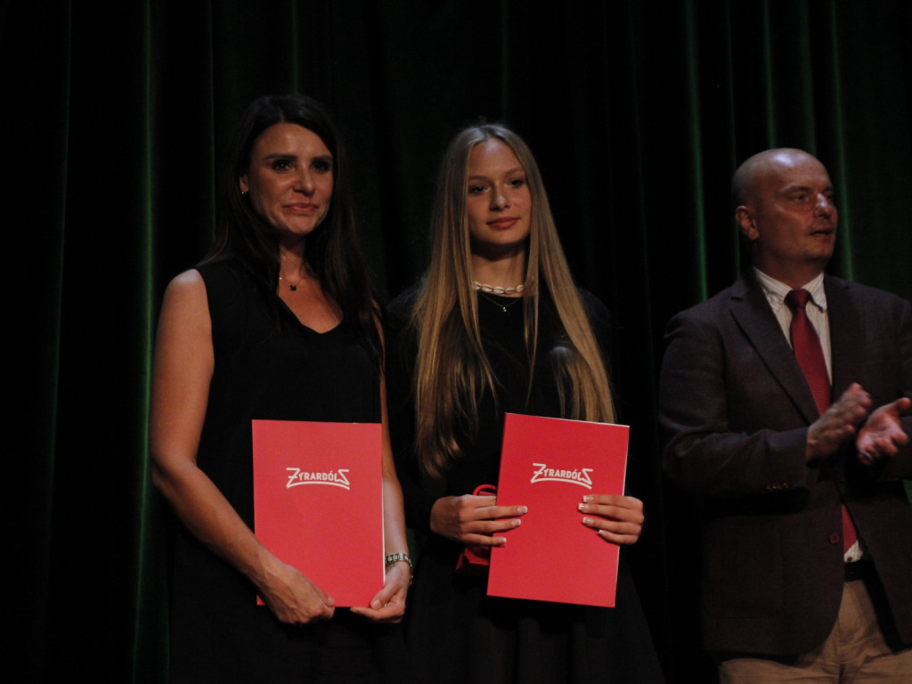 63 wspaniałych prymusów z żyrardowskich szkół