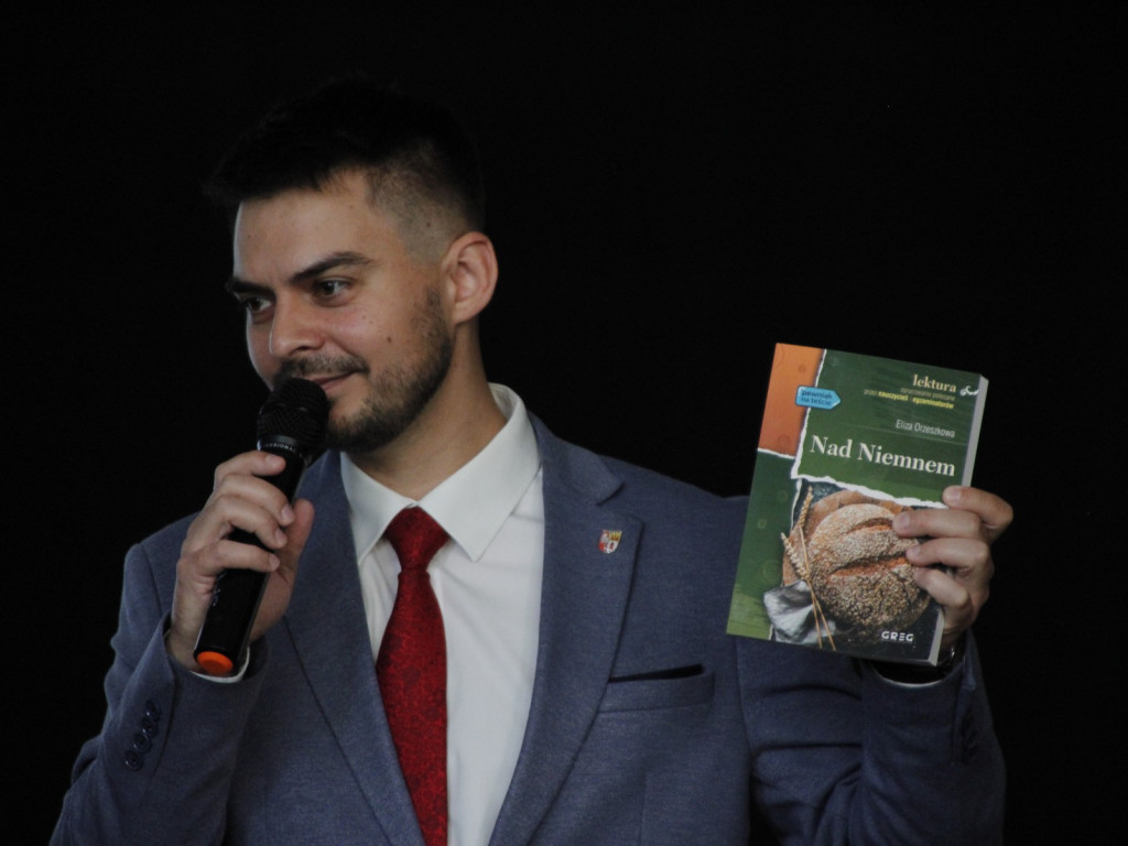 Narodowe czytanie i spotkanie z Orzeszkową w Szóstce