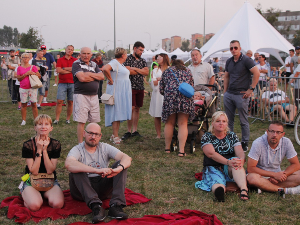 Koncert De Mono na zakończenie MAZOpikniku