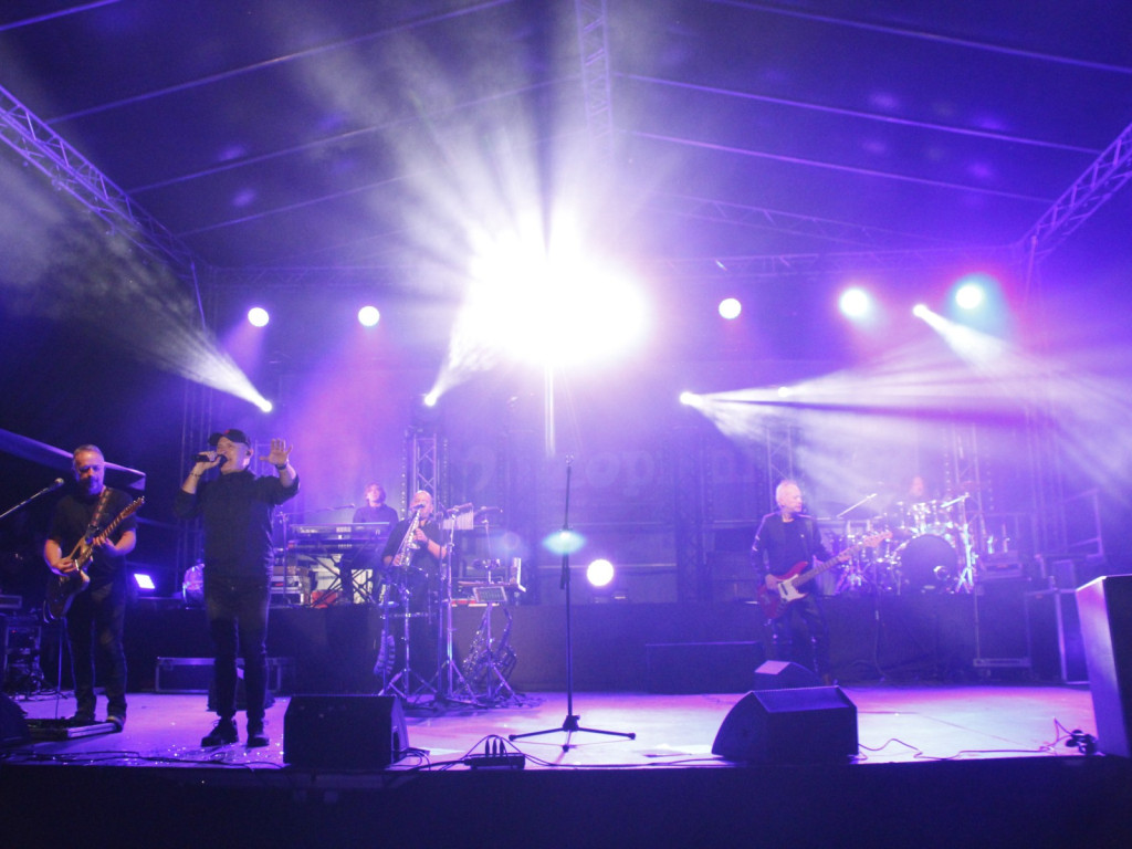 Koncert De Mono na zakończenie MAZOpikniku