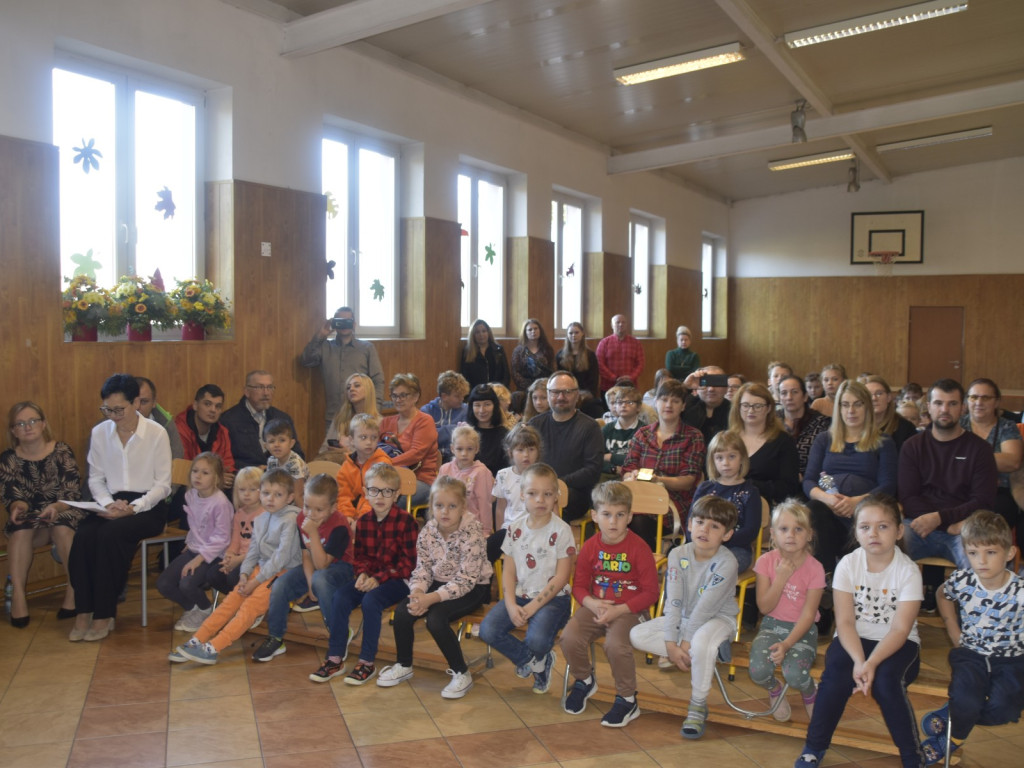 Szkoła Podstawowa w Walerianach
