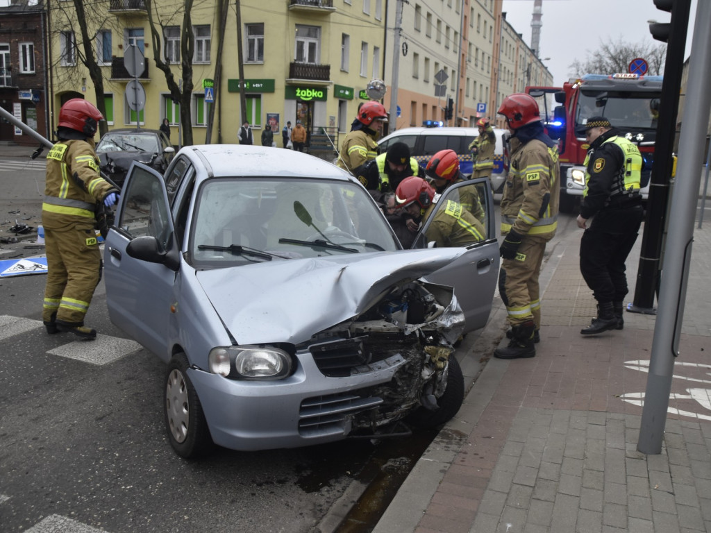 Groźny wypadek - pierwszy na tych światłach