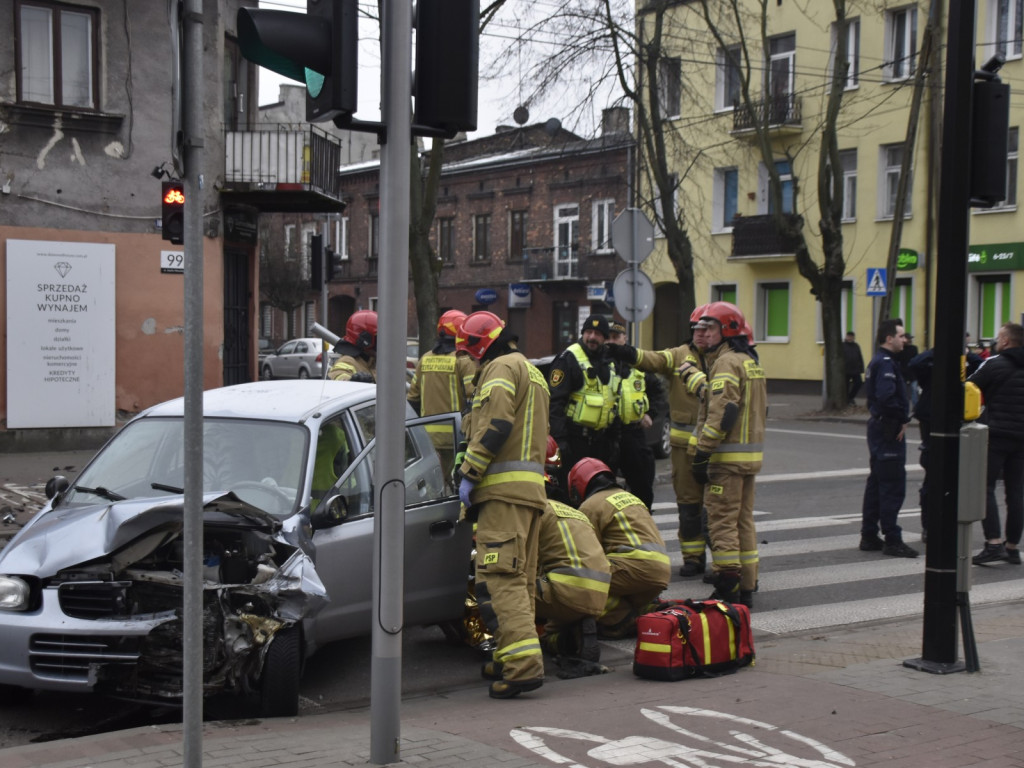 Groźny wypadek - pierwszy na tych światłach