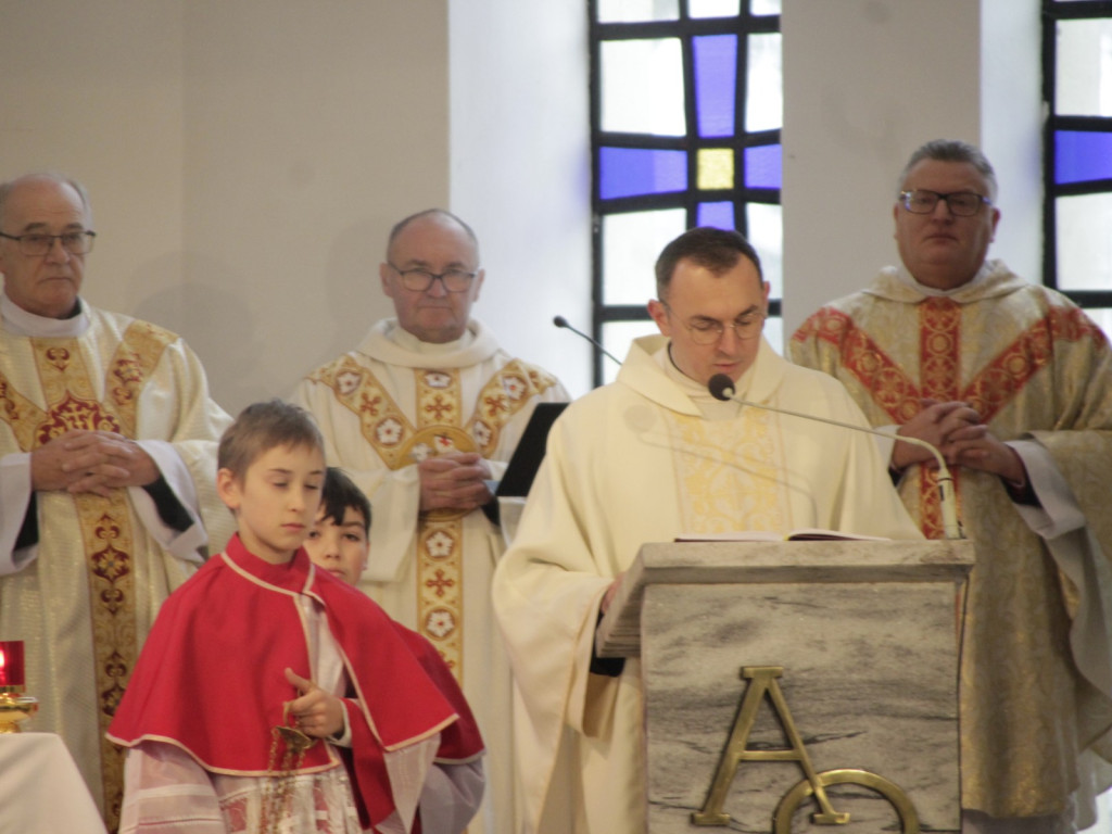 Szkoła w Międzyborowie. Sto lat pełne wspomnień i sukcesów