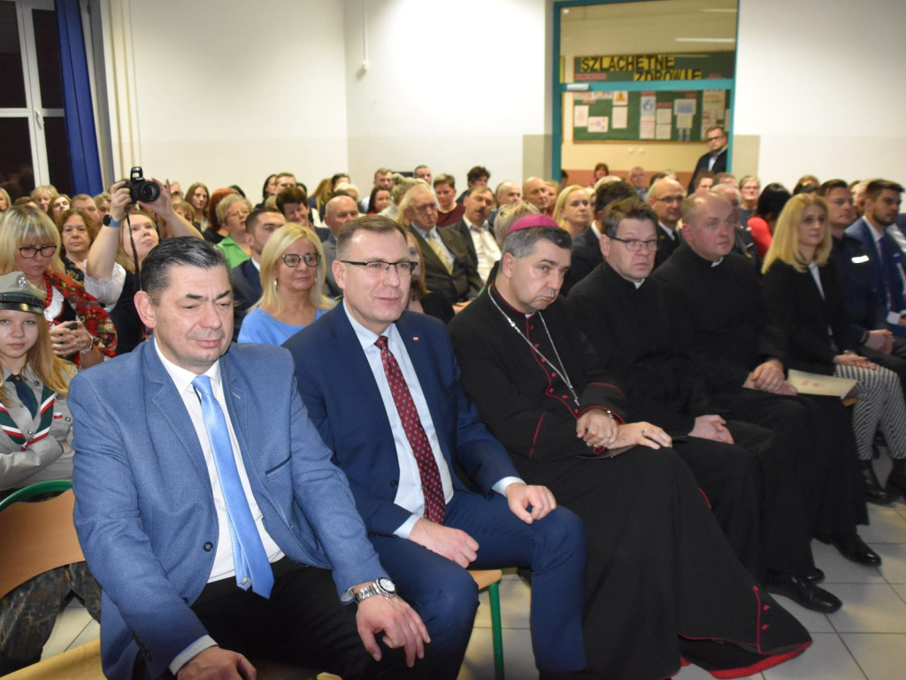 Czas radujących się serc i podniosłych słów