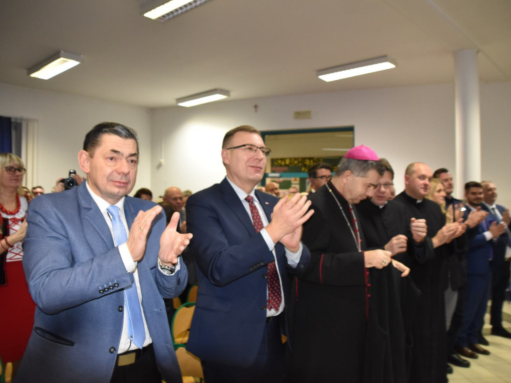 Czas radujących się serc i podniosłych słów