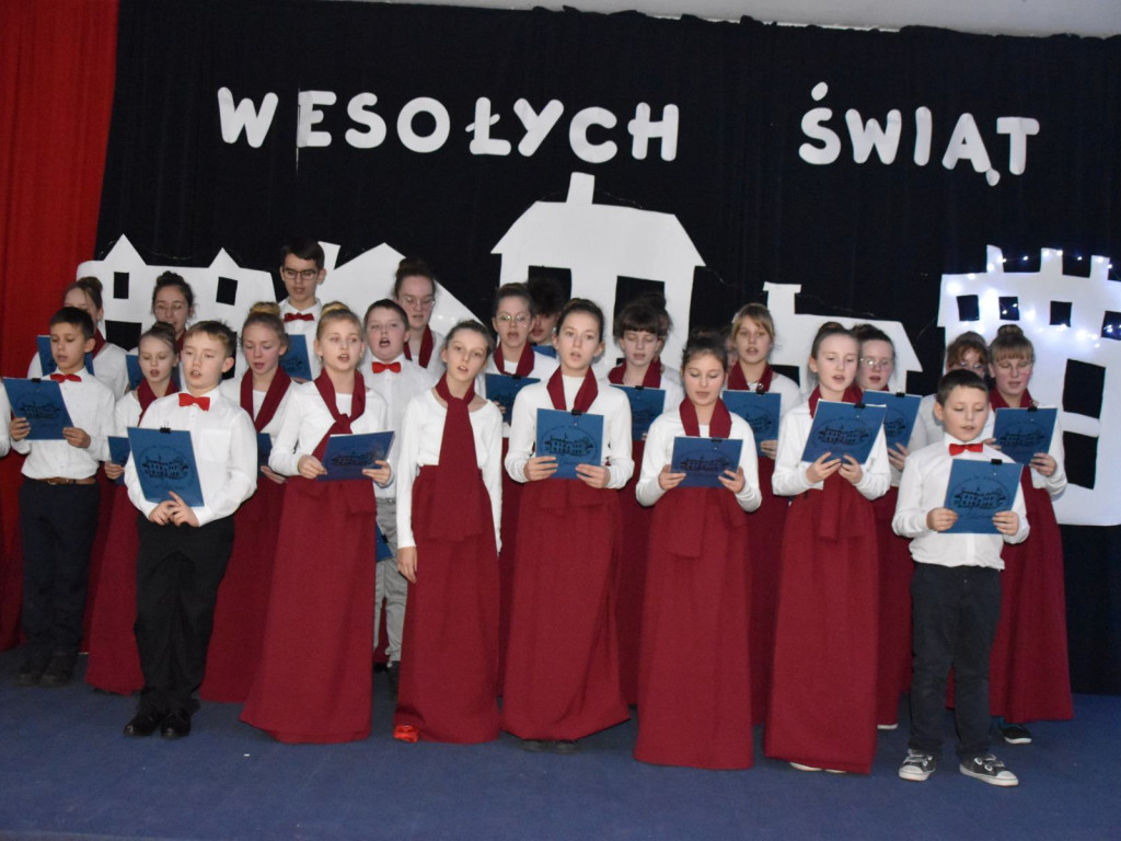 Czas radujących się serc i podniosłych słów
