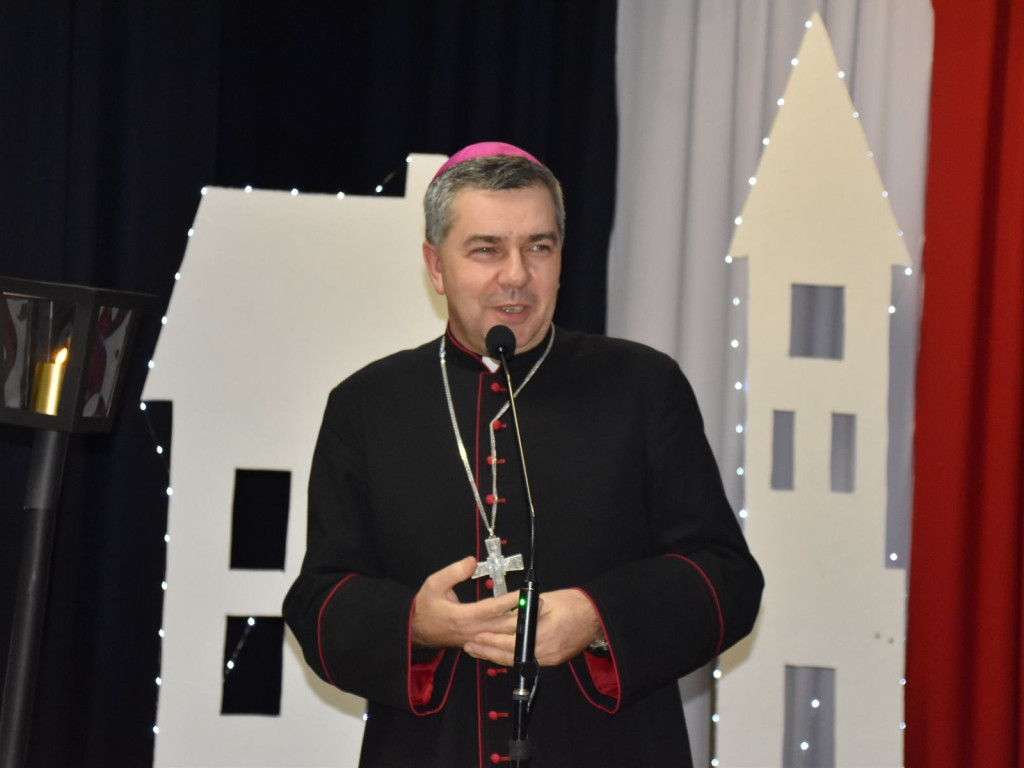 Czas radujących się serc i podniosłych słów
