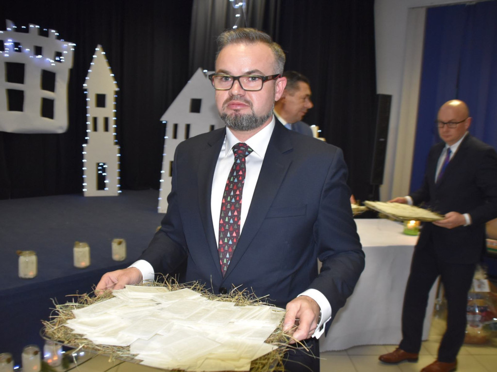 Czas radujących się serc i podniosłych słów