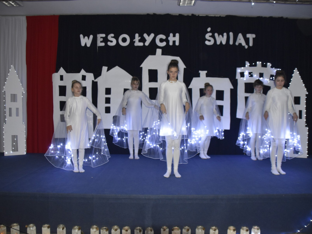 Czas radujących się serc i podniosłych słów