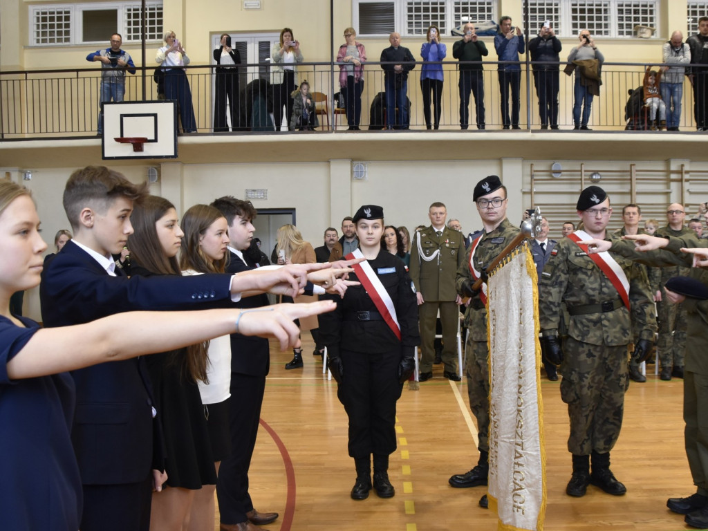 Ślubowanie w szkole wysokich lotów