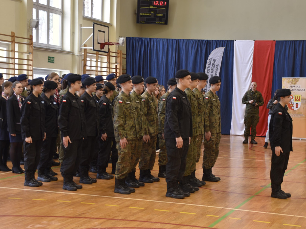 Ślubowanie w szkole wysokich lotów