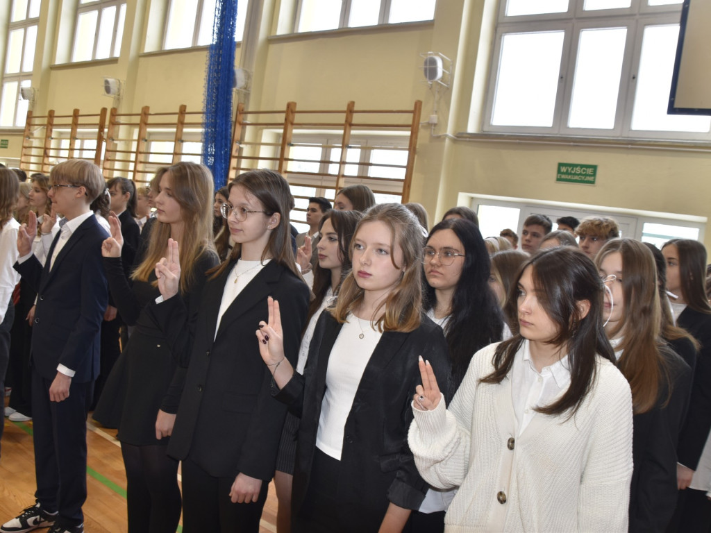 Ślubowanie w szkole wysokich lotów