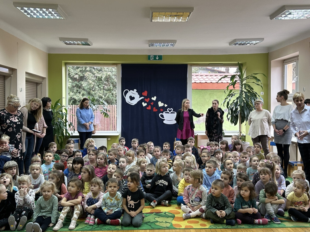 Wyjątkowe spotkanie z  Joanną Papuzińską w Przedszkolu Nr 5