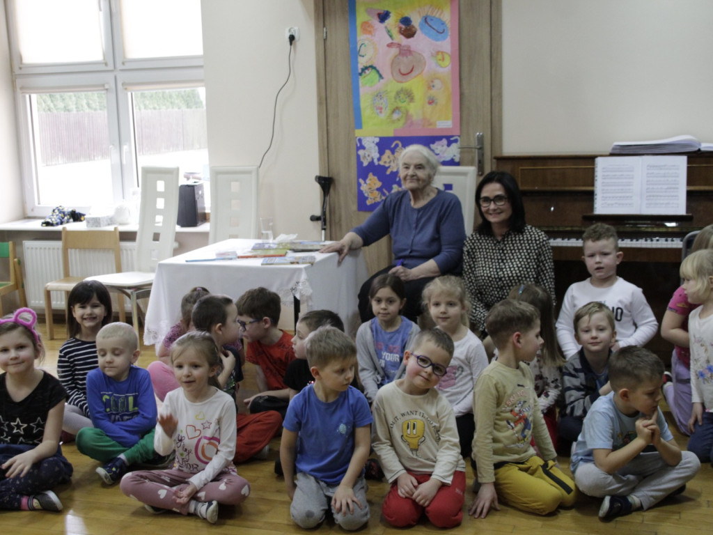 Wyjątkowe spotkanie z  Joanną Papuzińską w Przedszkolu Nr 5
