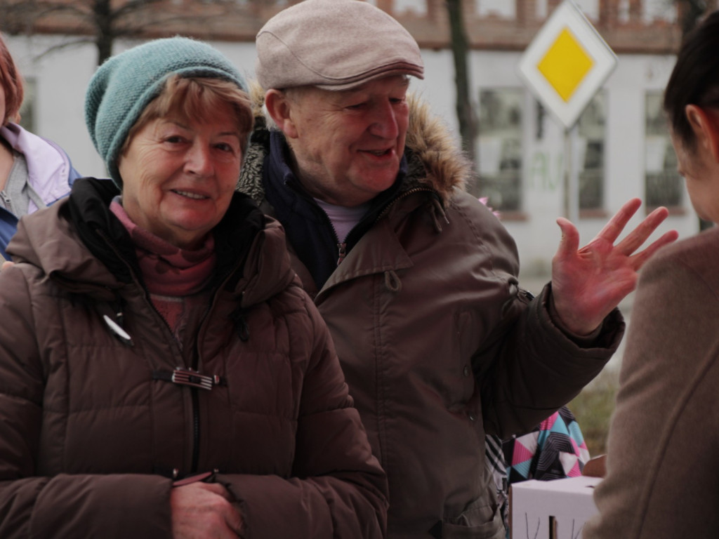 Najsłodszy dzień w roku - przed Magistratem