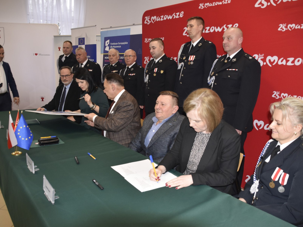 Mazowsze - 188 wozów pożarniczych ze wsparciem UE, też dla naszych strażaków
