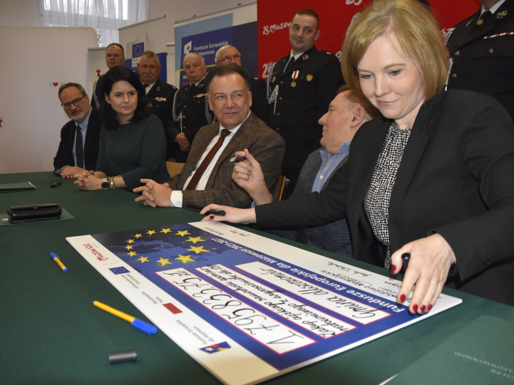 Mazowsze - 188 wozów pożarniczych ze wsparciem UE, też dla naszych strażaków