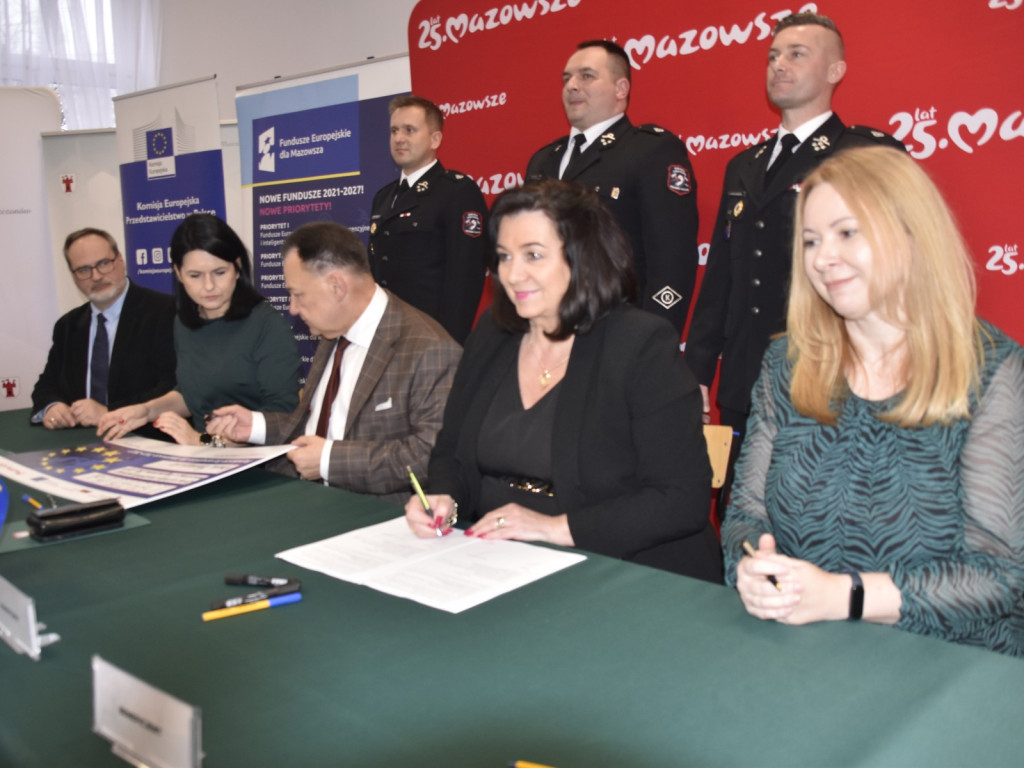 Mazowsze - 188 wozów pożarniczych ze wsparciem UE, też dla naszych strażaków
