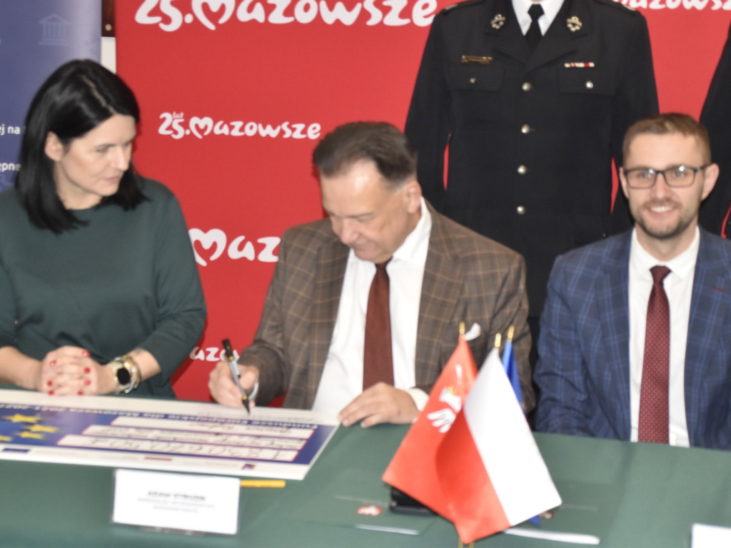 Mazowsze - 188 wozów pożarniczych ze wsparciem UE, też dla naszych strażaków