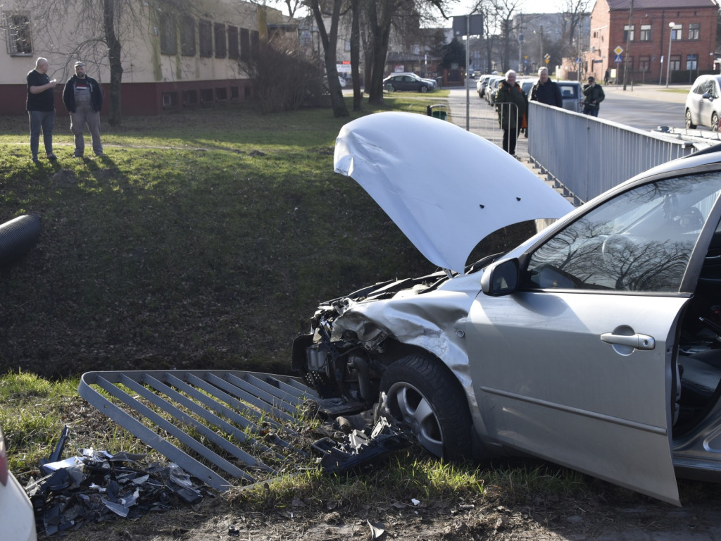 Niewiele brakowało, aby spadł do rzeki